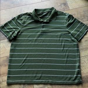 🎉10/$10 Croft & Barrow Easy Care size L polo